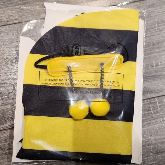 Set of 3 Halloween Costumes Bee, Skelton & Pumpkin - Picture 7 of 7